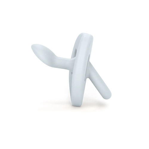 Suzetă anatomică SX Pro 6–18 m – albastru deschis | Colour Essence 2