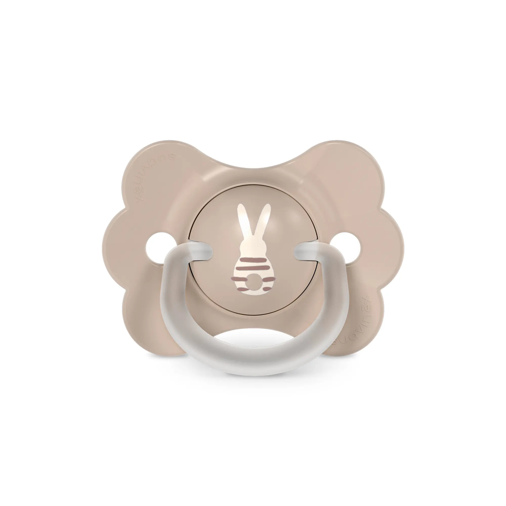 Suzeta fiziologică SX Pro 0–6 luni – fluture bej | WONDERLAND 1